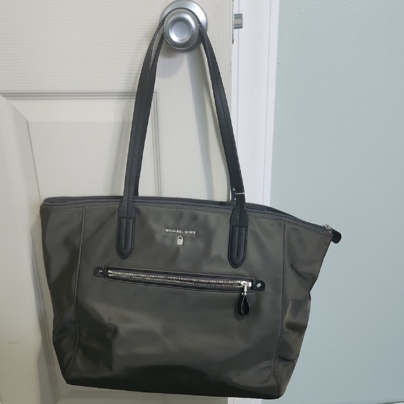 Michael Kors Charcoal Gray Tote Bag - Picture 1 of 2